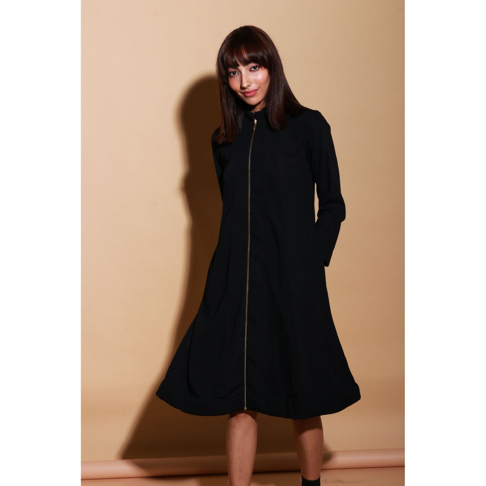 Echke Quilted Neck Flared Dress with Zipper Feature