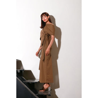 Echke Long Tie Up Dress with One Side Eyelits And Chains
