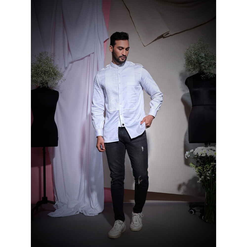Echke Front Pleated Patch And Pocket White Shirt