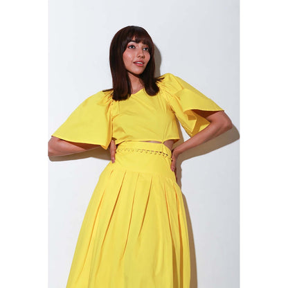 Echke Yellow Dress With A Buttoned Waist And Box Pleat.