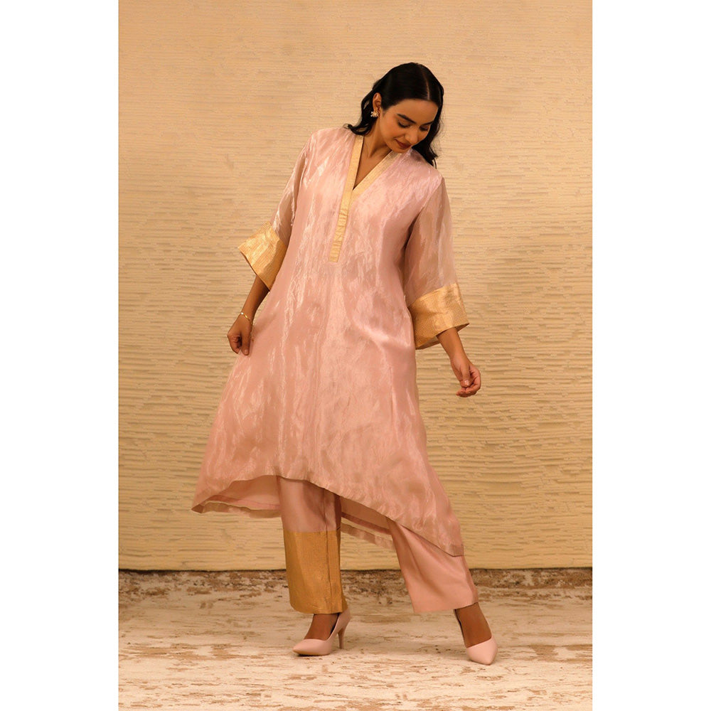 EEDA Pink V-Neck Kurta with Straight Pant (Set of 2)