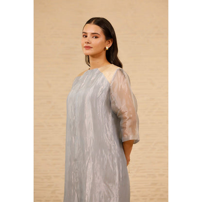EEDA Grey Shoulder Patch Kurta with Pant (Set of 2)