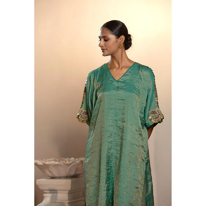 EEDA Parv Green Kurta with Pant (Set of 2)