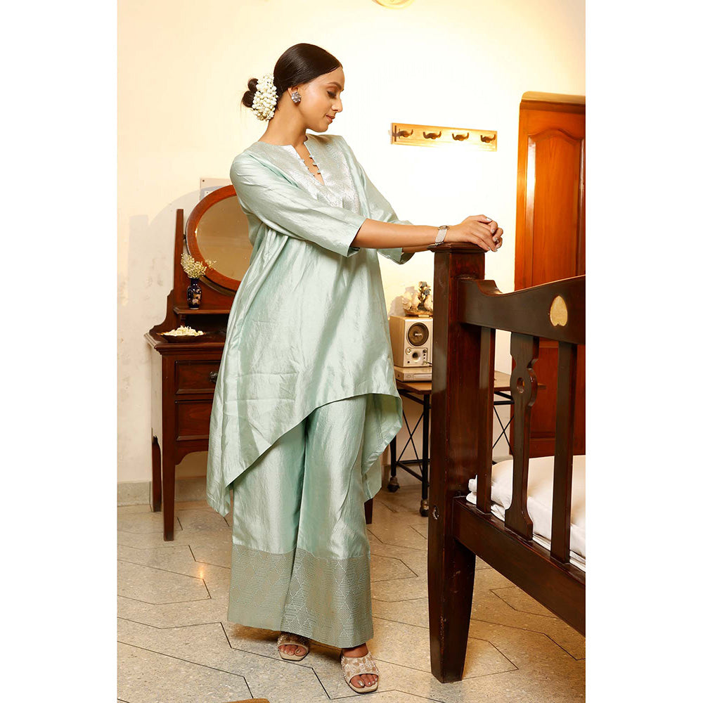 EEDA Blue Woven Kurta with Pant