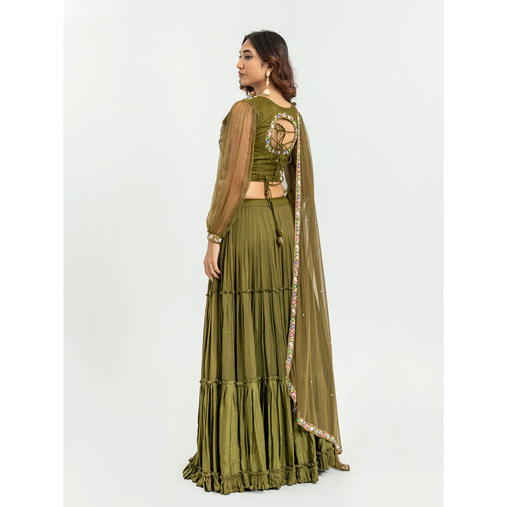 EESHA GUPTA Women Green Embroidered Lehenga with Choli and Dupatta (Set of 3)