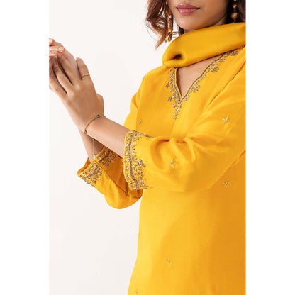 EESHA GUPTA Women Yellow Printed Kurta with Sharara and Dupatta (Set of 3)