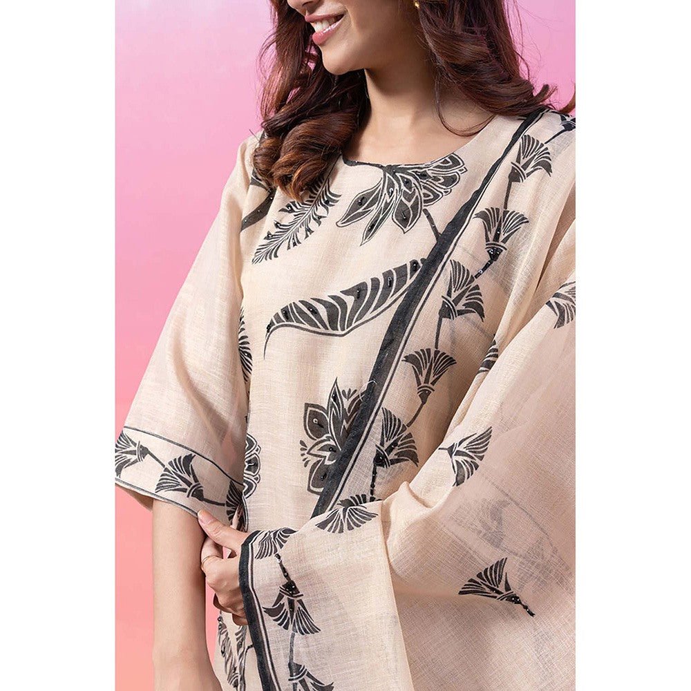 EESHA GUPTA Cream and Green Linen Kurta with Pant & Dupatta (Set of 3)