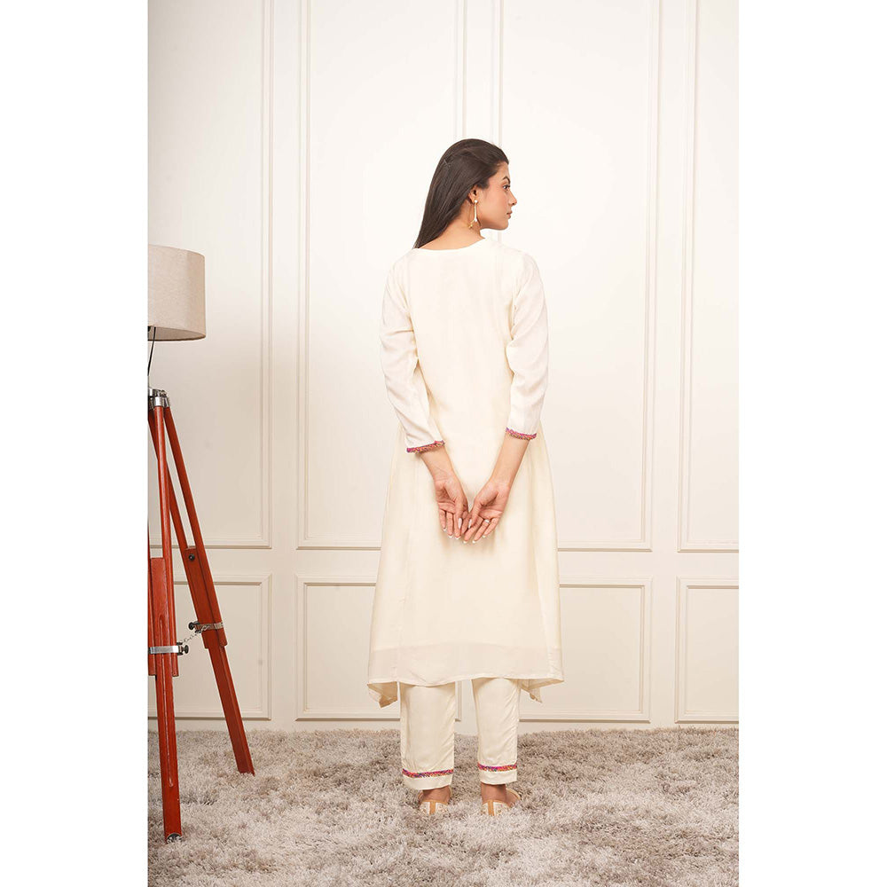 EESHA GUPTA White Kali Kurta with Pant and Dupatta (Set of 3)