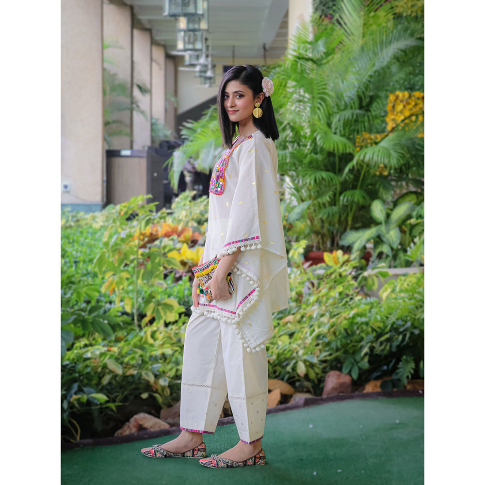 Ekavira Gul Knee Length Kaftan (Set of 2)