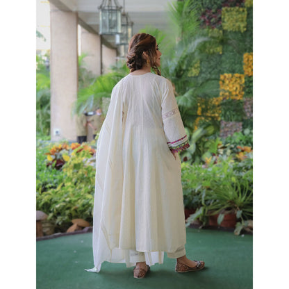 Ekavira Jashna Kalidar Off White Suit (Set of 3)