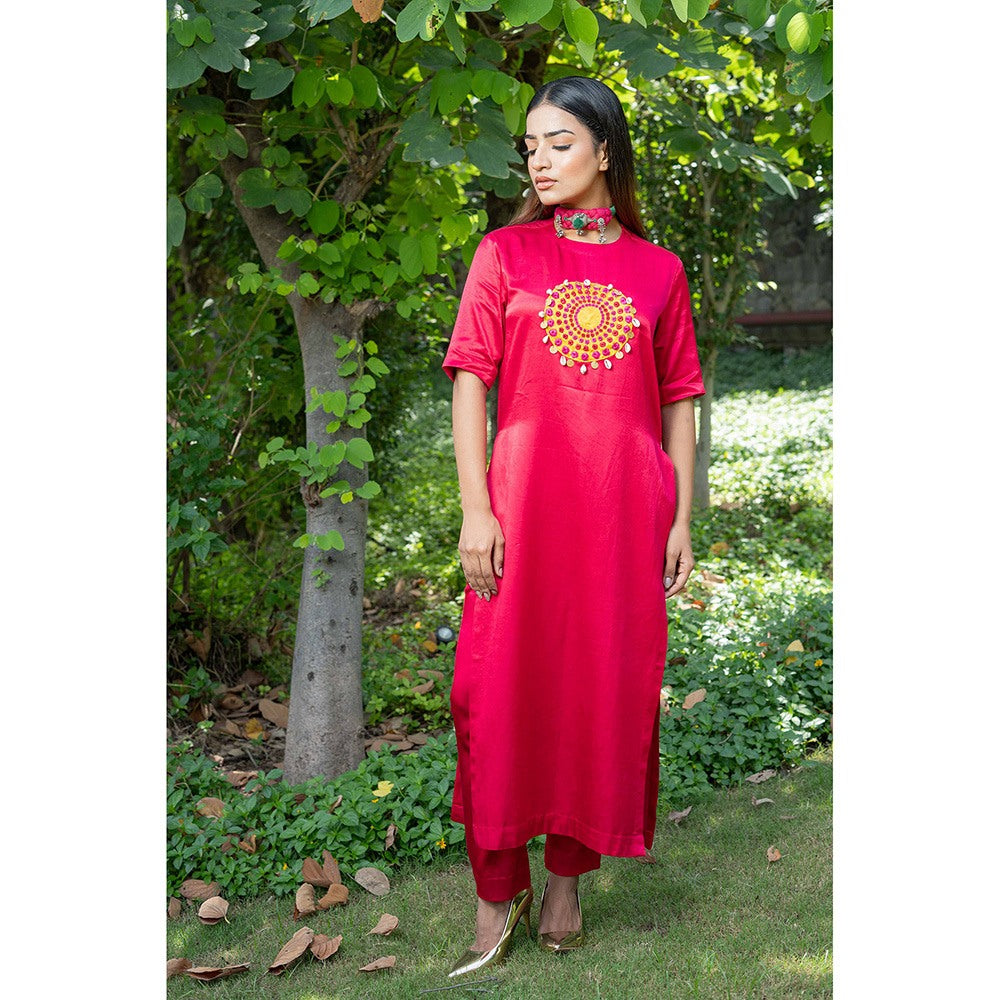 Ekavira Gulab Patch Kurta with Pant & Dupatta for Women (Set of 3)