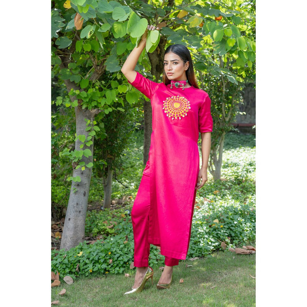 Ekavira Gulab Patch Kurta with Pant & Dupatta for Women (Set of 3)