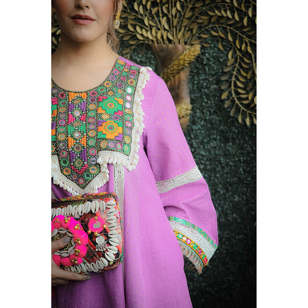 Ekavira Lavender Jashna Kurta with Pant and Dupatta (Set of 3)