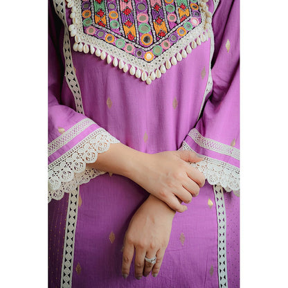 Ekavira Lavender Sajda Kurta with Pant and Dupatta (Set of 3)
