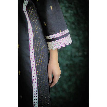 Ekavira Black Sajda Kurta with Pant and Dupatta (Set of 3)