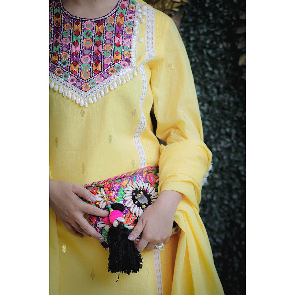 Ekavira Yellow Sajda Kurta with Pant and Dupatta (Set of 3)