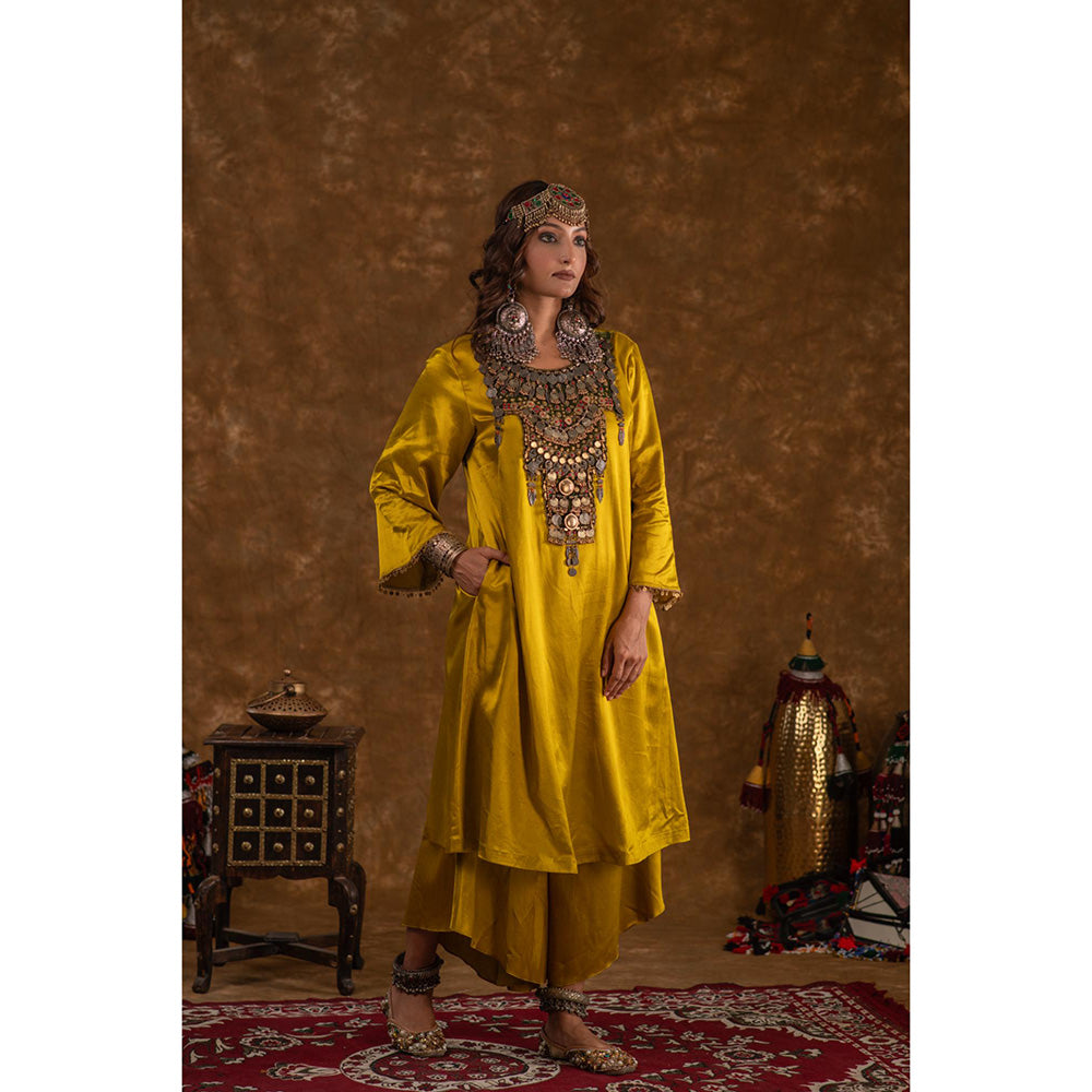 Ekavira Raahi Collection Shaira Solid Kurta and Palazzo (Set of 2)