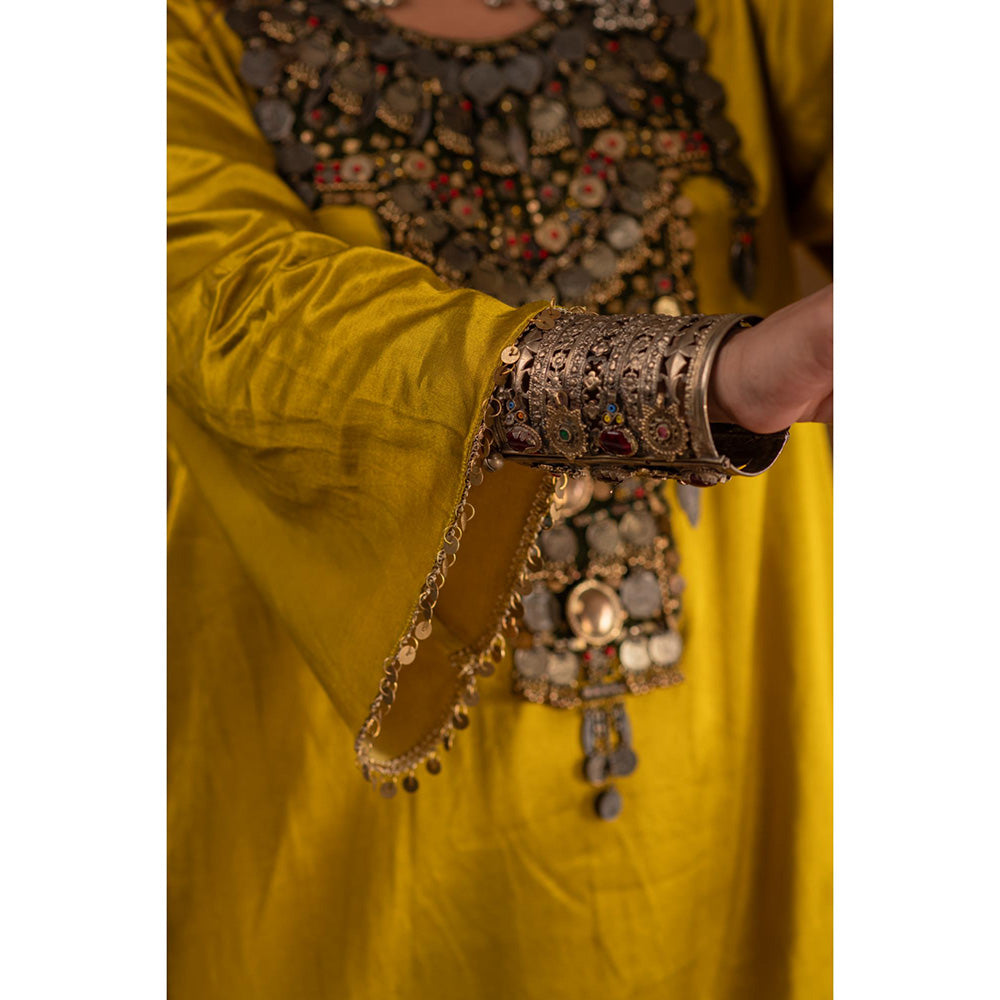 Ekavira Raahi Collection Shaira Solid Kurta and Palazzo (Set of 2)