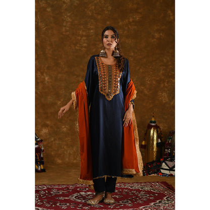 Ekavira Raahi Collection Zahra Embroidered Kurta and Pant (Set of 2)