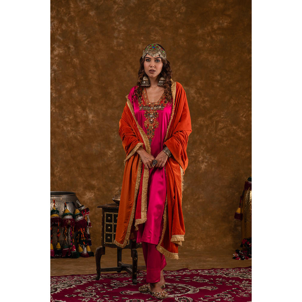 Ekavira Raahi Collection Layla Embroidered Kurta and Pant (Set of 2)
