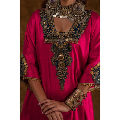 Ekavira Raahi Collection Layla Embroidered Kurta and Pant (Set of 2)