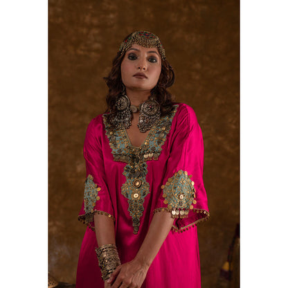 Ekavira Raahi Collection Layla Embroidered Kurta and Pant (Set of 2)