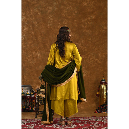 Ekavira Raahi Collection Shaira Solid Kurta with Palazzo and Dupatta (Set of 3)