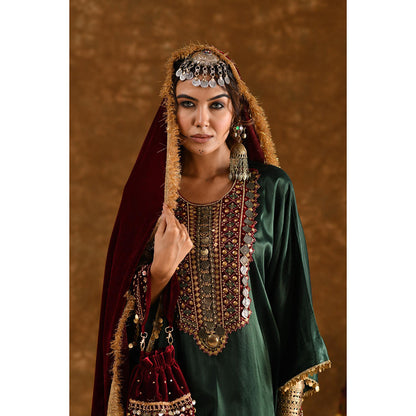 Ekavira Raahi Collection Zahra Embroidered Kurta with Pant and Dupatta (Set of 3)