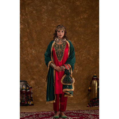 Ekavira Raahi Collection Roohi Embroidered Kurta and Pant with Dupatta (Set of 3)