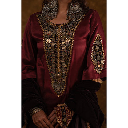 Ekavira Rubina Solid Patch Work Kurta with Tulip Pant and Dupatta (Set of 3)