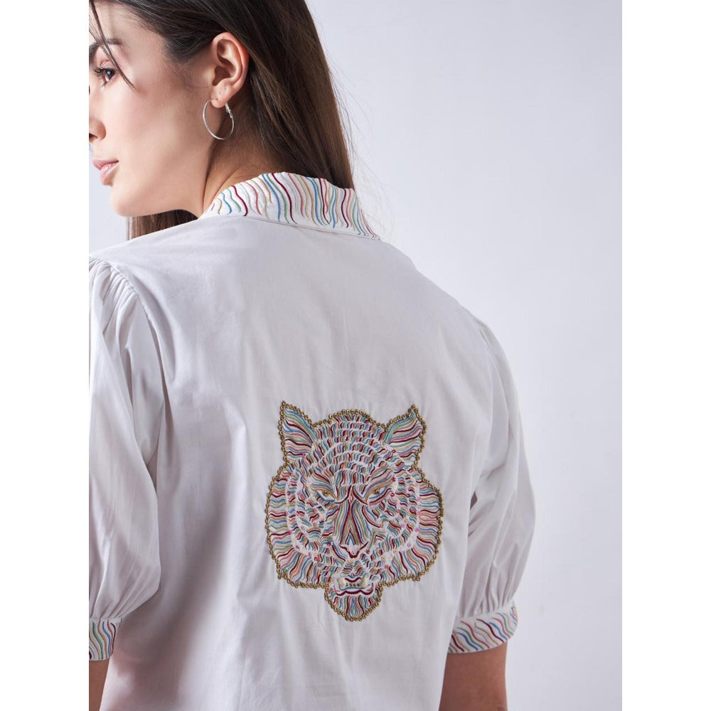 Elarra White Pop Back Tiger Shirt Dress