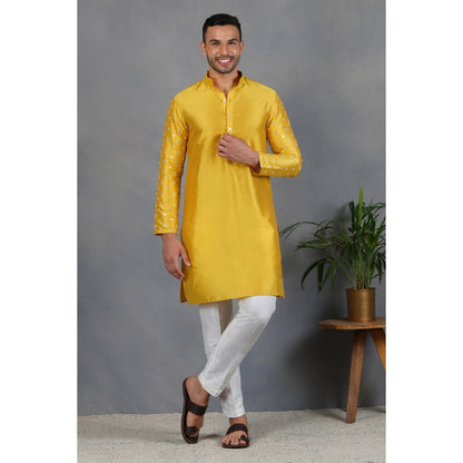 Eleven Brothers Peela Aasteen Silk & Foil Mirror Kurta Set (Set of 2)