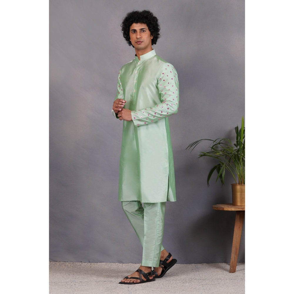 Eleven Brothers Sabz Aasteen Silk & Foil Mirror Kurta Set (Set of 2)