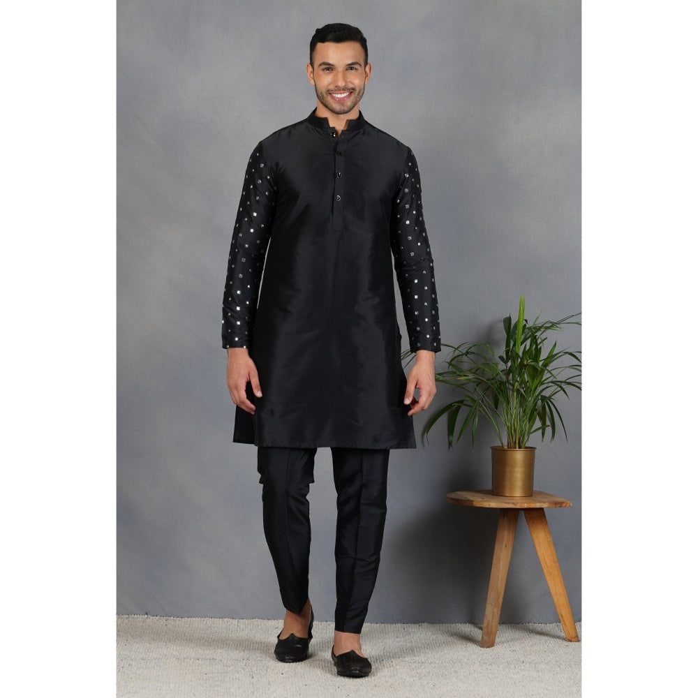 Eleven Brothers Siyah Aasteen Silk & Foil Mirror Kurta Set (Set of 2)