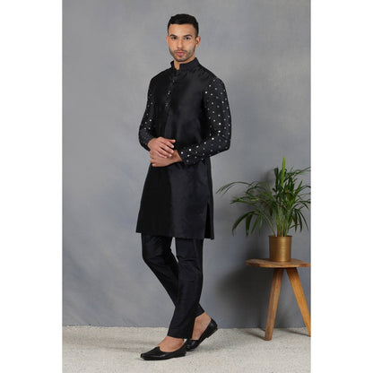 Eleven Brothers Siyah Aasteen Silk & Foil Mirror Kurta Set (Set of 2)