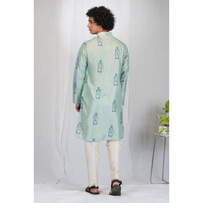 Eleven Brothers Gin O-Clock Printed Kurta Set (Set of 2)