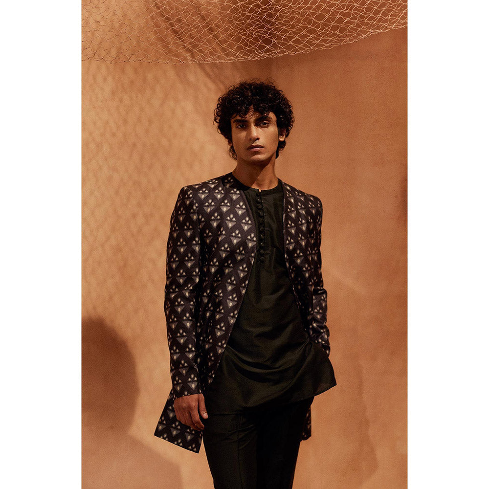 Eleven Brothers Ambers Indo-Western Kurta with Jacket & Pant