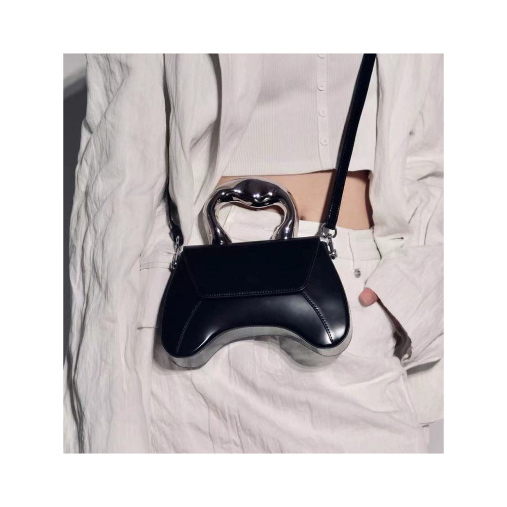 ELLEGANTI Women Black Leather Handbag