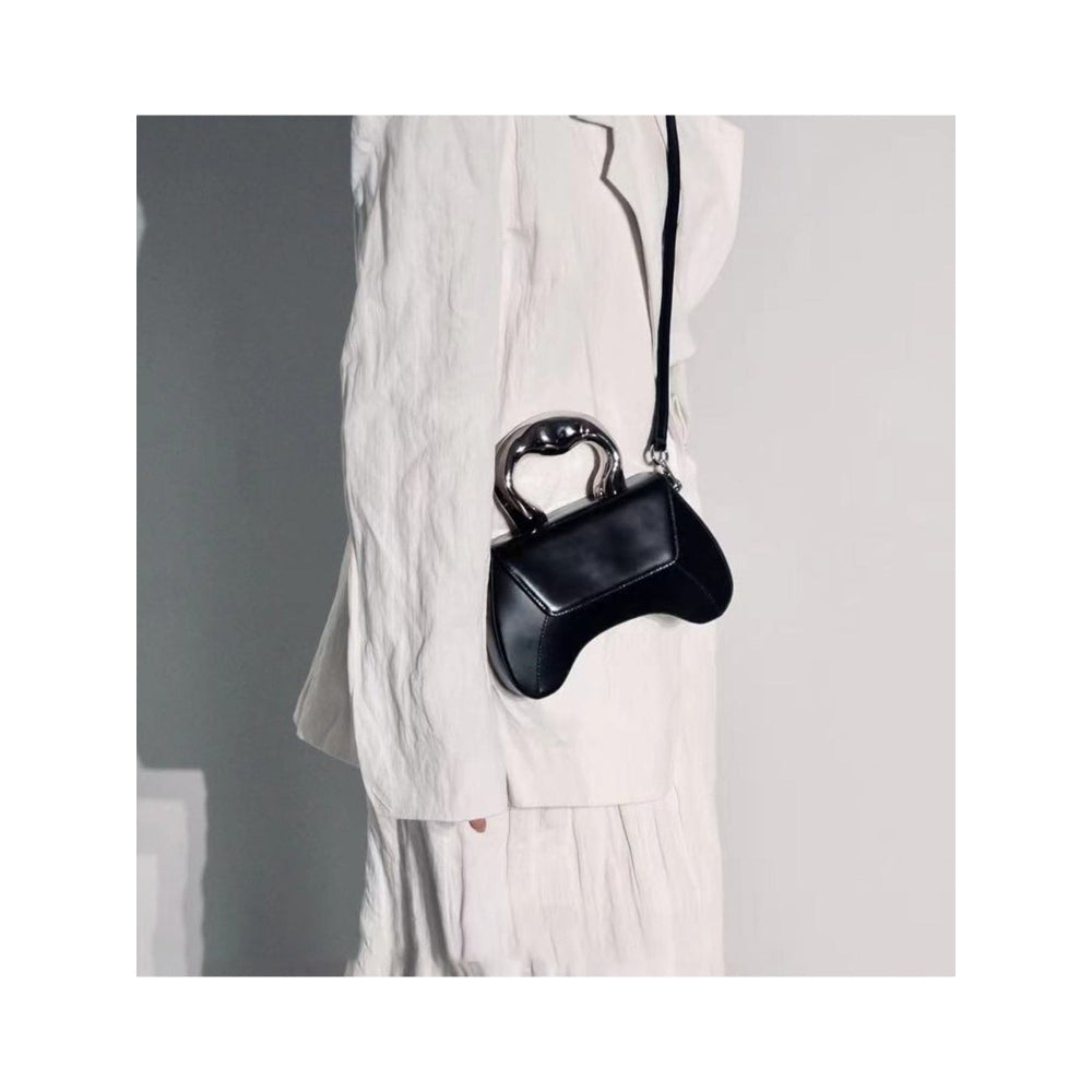 ELLEGANTI Women Black Leather Handbag