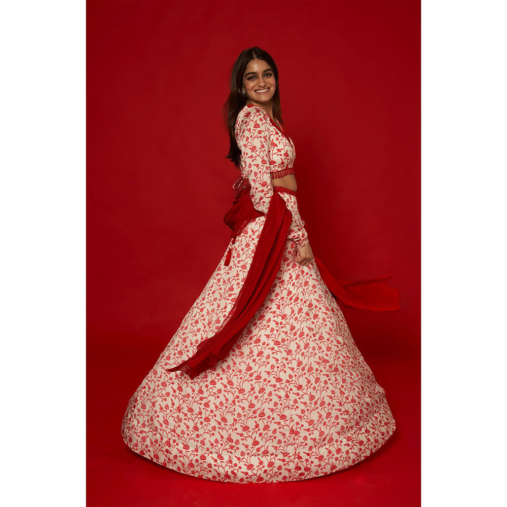 Essay by Sumedha Agrawal White & Red Lehenga with Blouse and Dupatta (Set of 3)