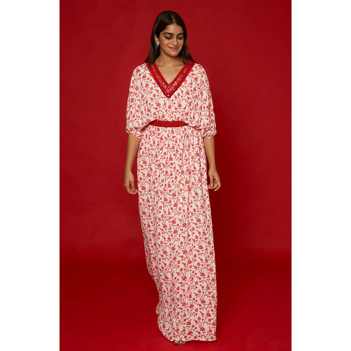 Essay by Sumedha Agrawal White & Red Kaftan with Inner Slip (Set of 3)