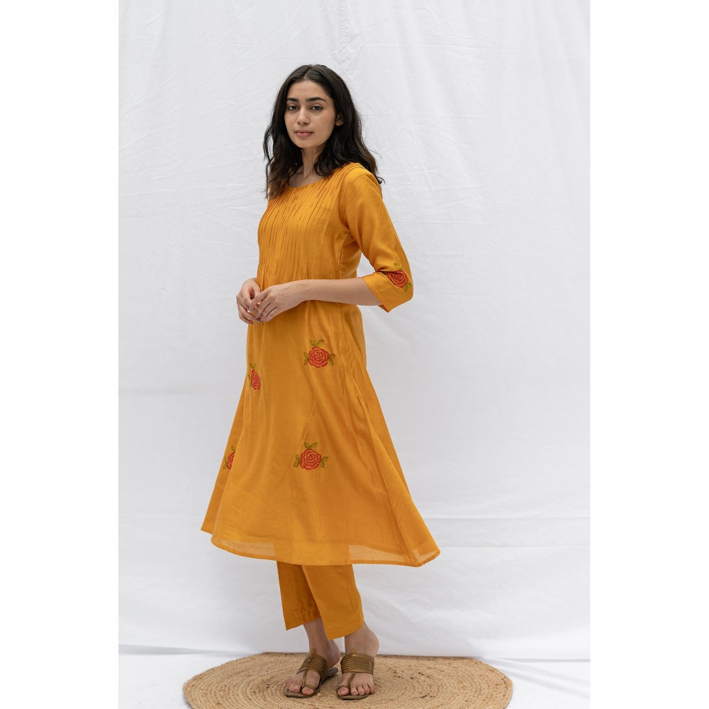 Etar Mustard Rose Kurta with Pants and Dupatta (Set of 3)