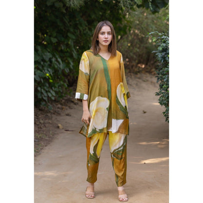 ETAR Cotton Bud Short Kurta with Pant (Set of 2)