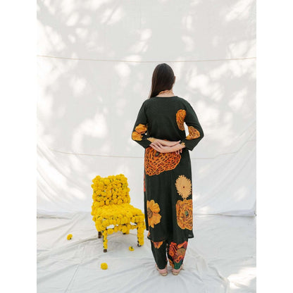 ETAR Rakha Kurta with Pant and Dupatta (Set of 3)