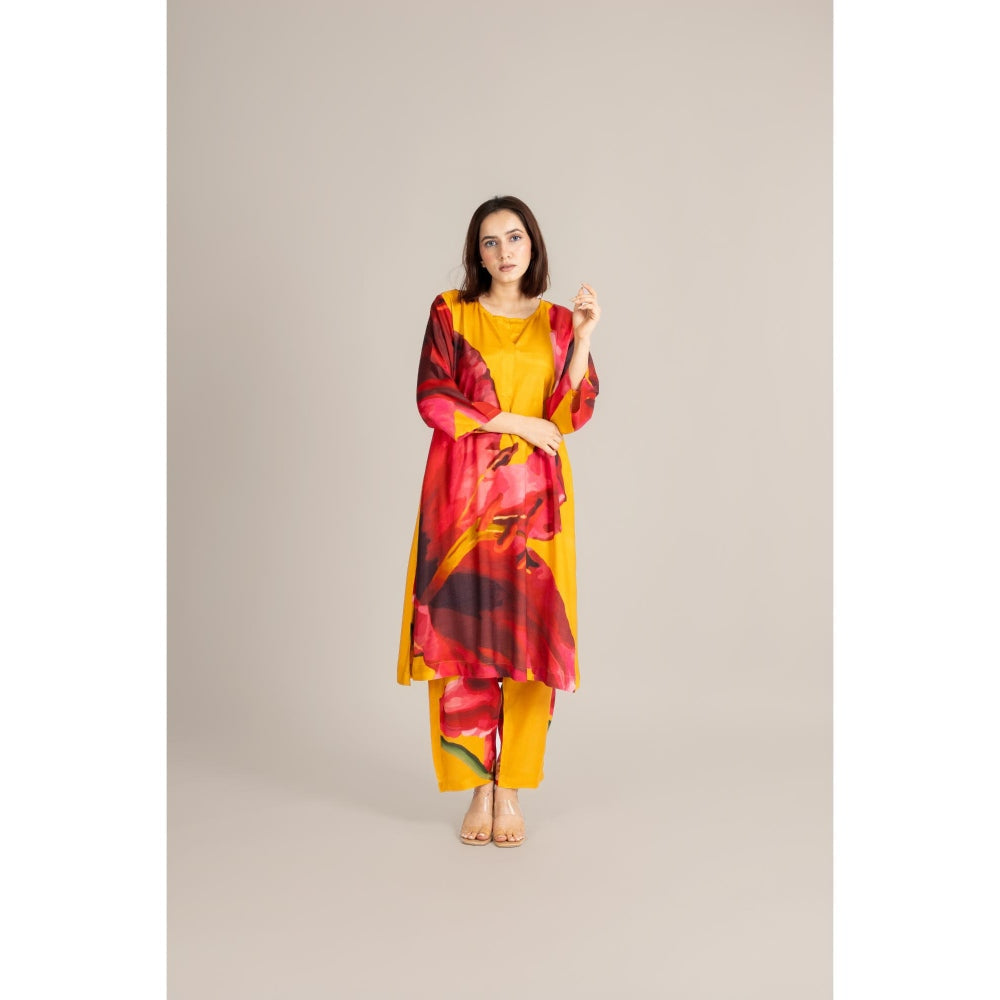 ETAR Yellow Sun Petal Placket Co-Ord Set