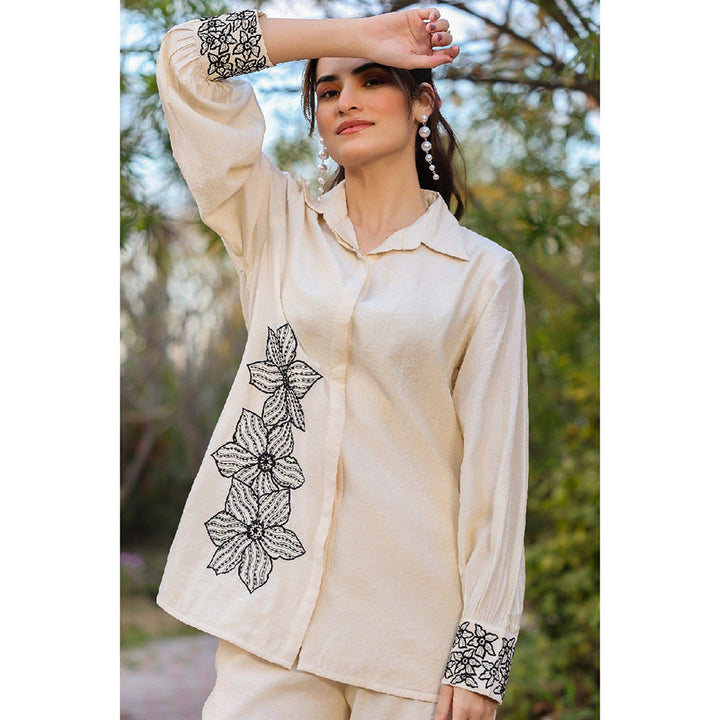 EverBloom Pearl Viscose Ivory Embroidered Co-Ord (Set of 2)