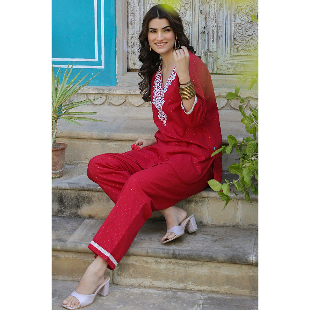 EverBloom Belle Cotton Red Embroidered Co-Ord (Set of 2)