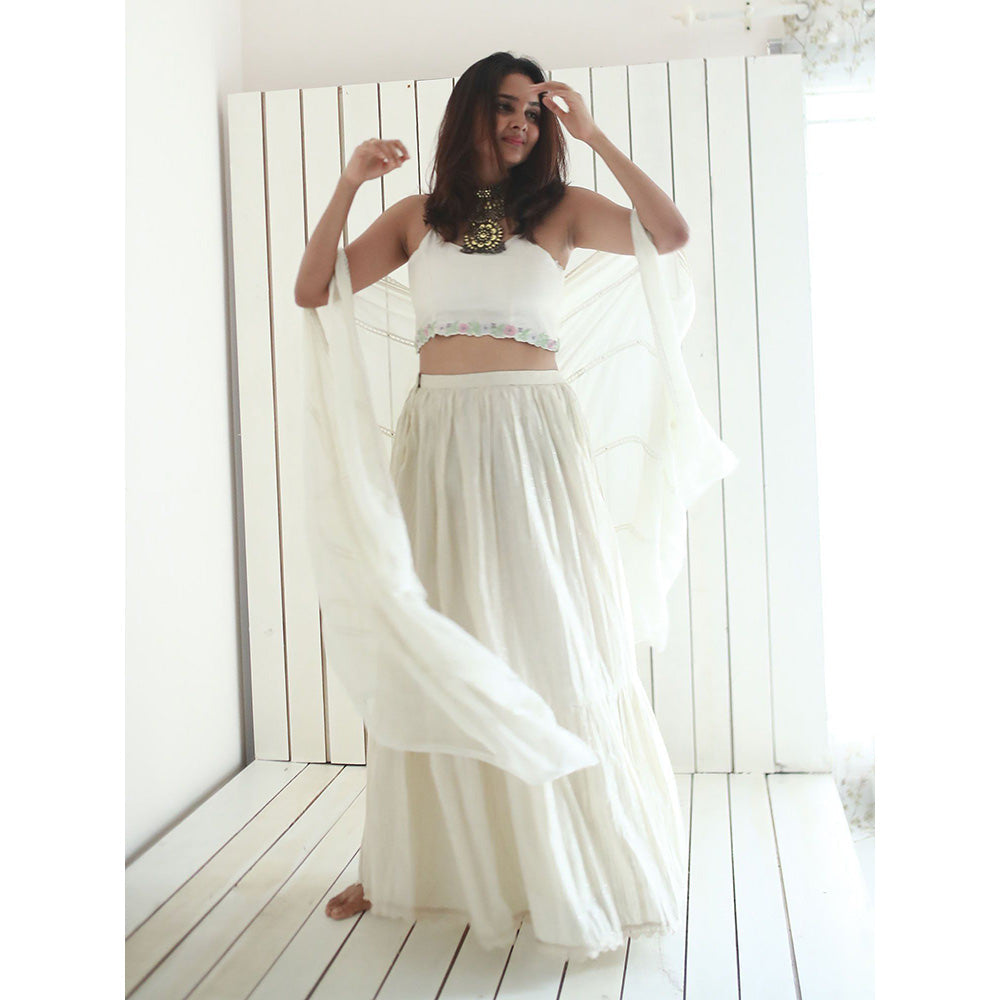ewaz Off White Crop Top Skirt