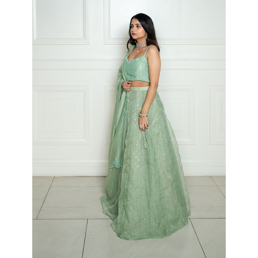 ewaz Chanderi Layer Mukaish Lehenga (Green)