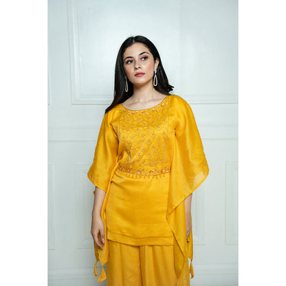 ewaz Yellow Embroidered Short Kaftan with Belt ( Set of 3 )
